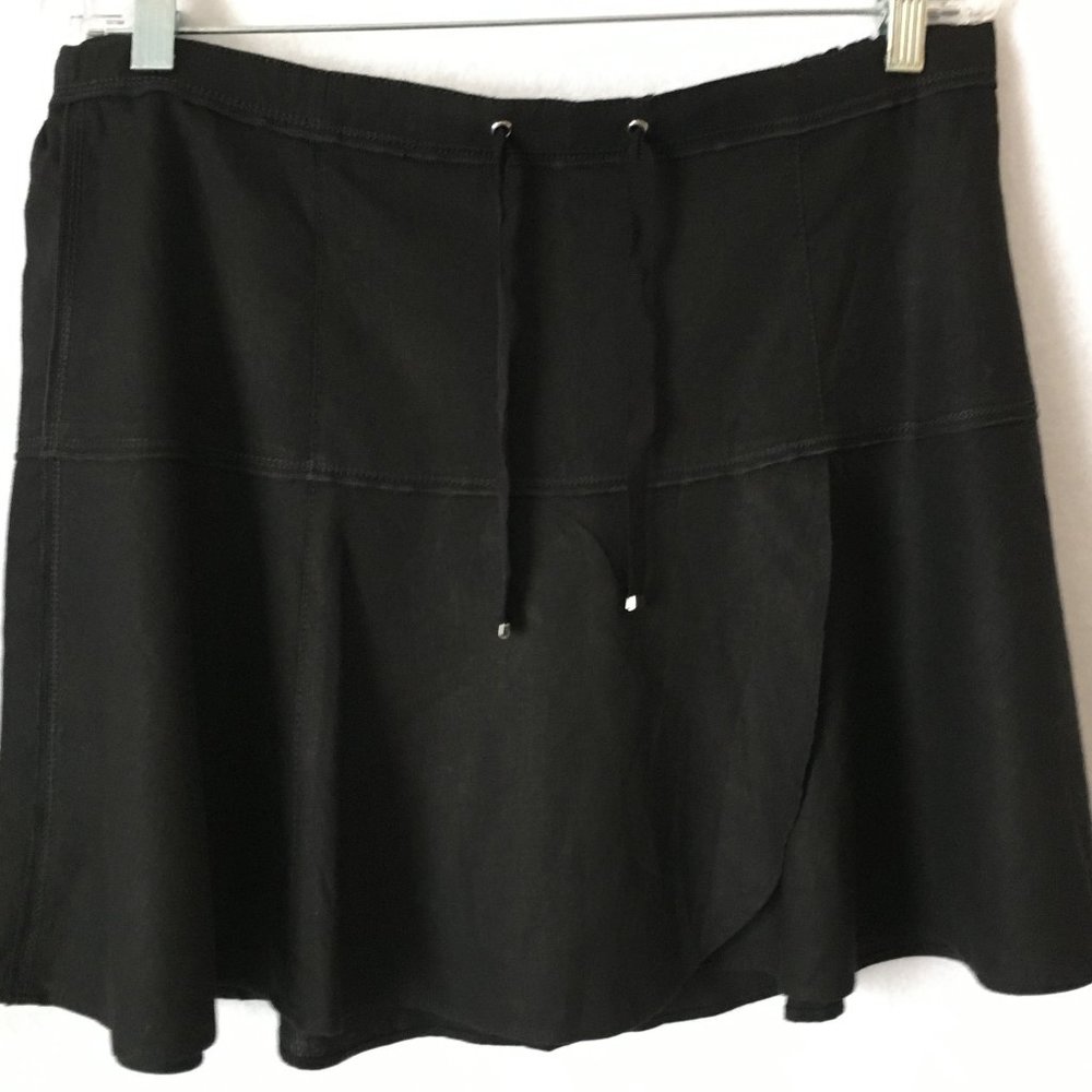 White House Black Market Women's Mini Wrap Skirt 8